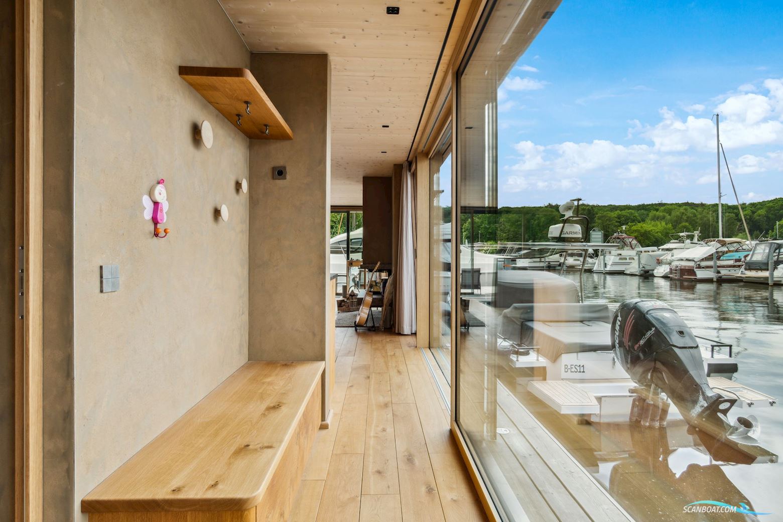 Waterloft "Ohana" - Eksklusiv sejlende husbåd / Wohnschiff (2022)