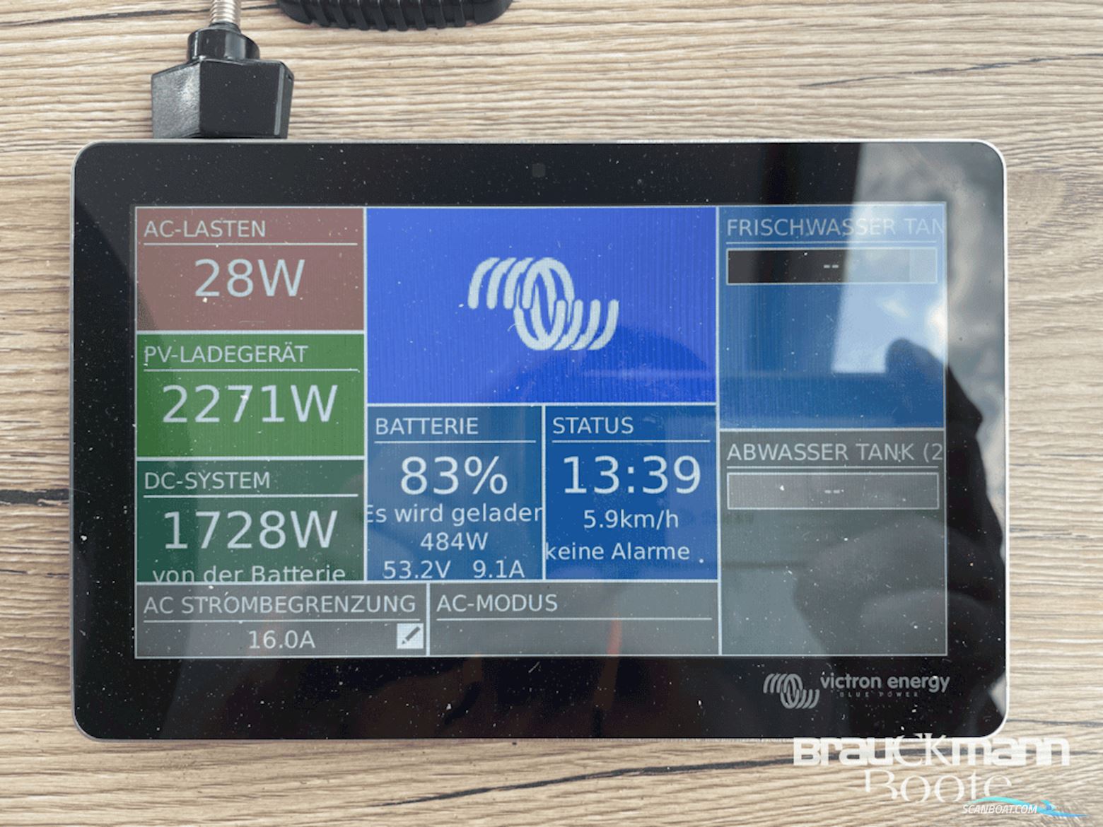 Werftbau Solar Hausboot 2022