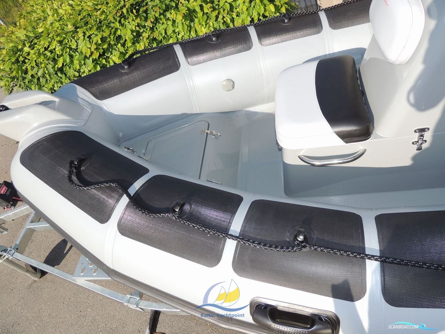 Adventure Boats Adventure Vesta 450