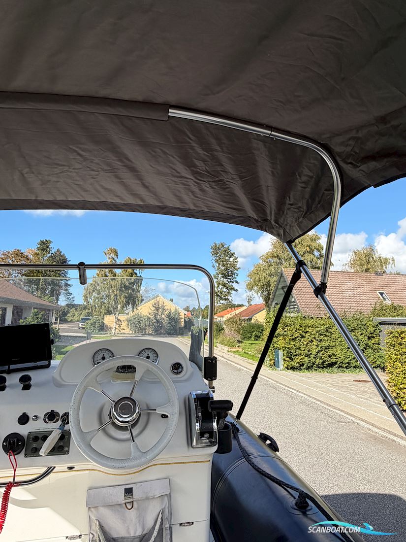 Adventure V-650 inkl. trailer