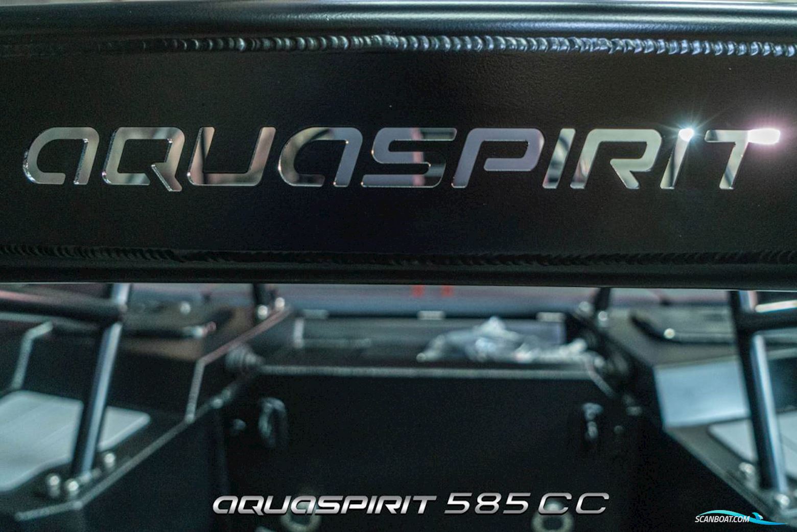 Aqua Spirit 585CAC - 130 HK Yamaha/Udstyr