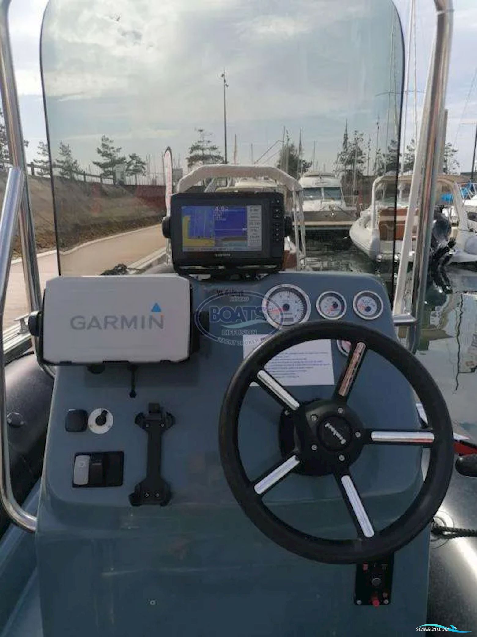 Bombard Explorer 700 Neo