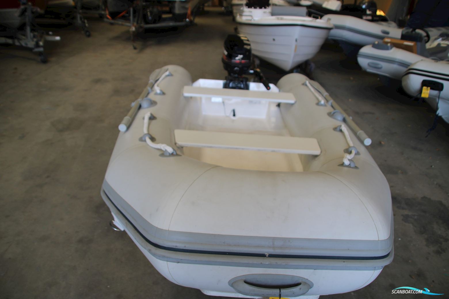 Brig F330 Falcon Rider