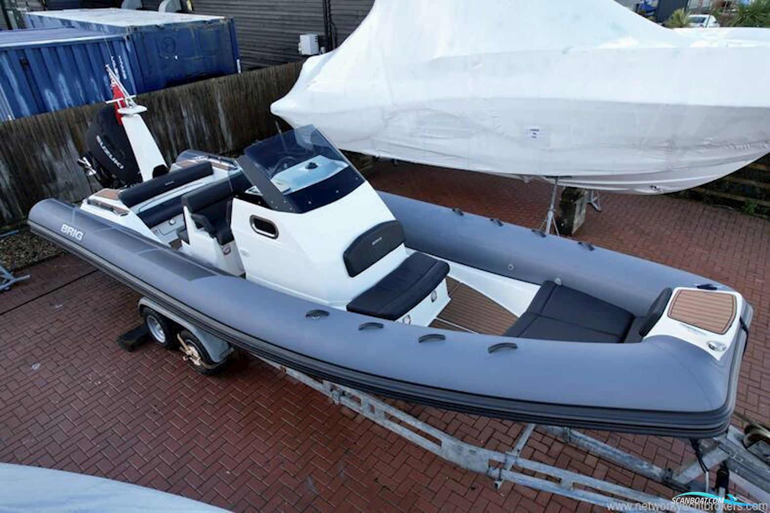 Brig Ribs Eagle 8
