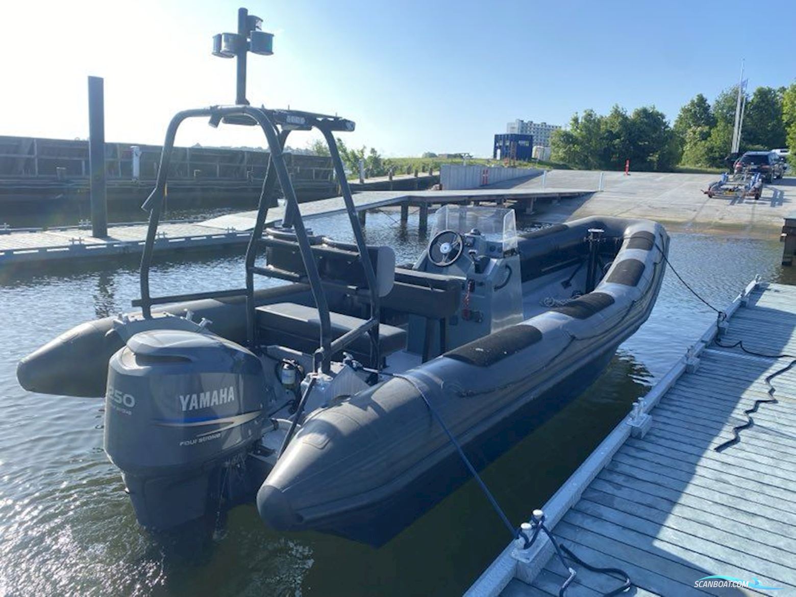 Carson Rib 7,5 Meter Med 250 HK Yamaha