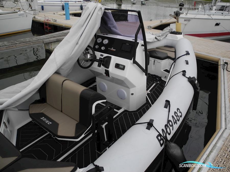 GRAND DRIVE 600 De Luxe