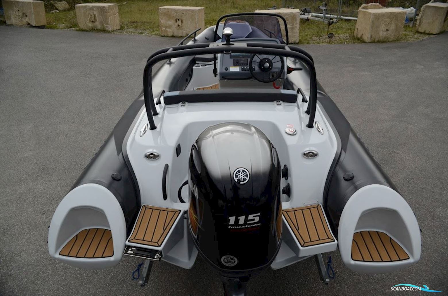 Grand G500Glf Med 115 Vmax