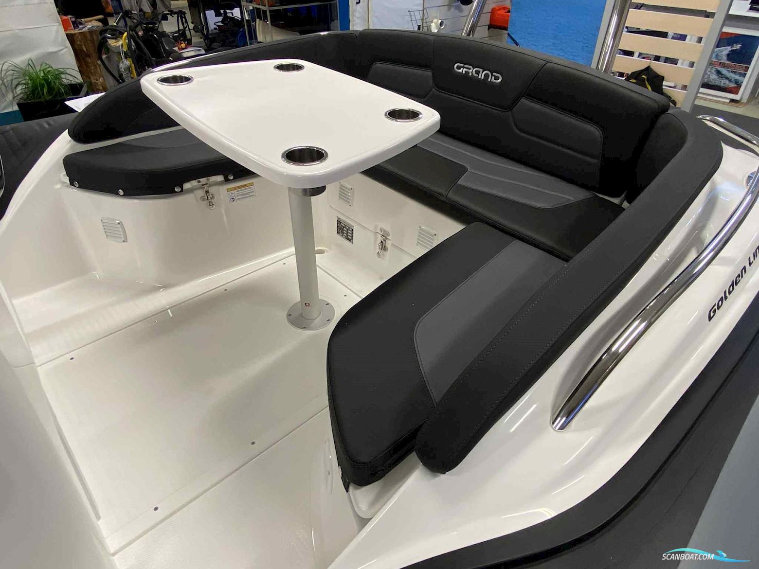 Grand G650 med DEMOMOTOR Yamaha F130 til OMGÅENDE LEVERING