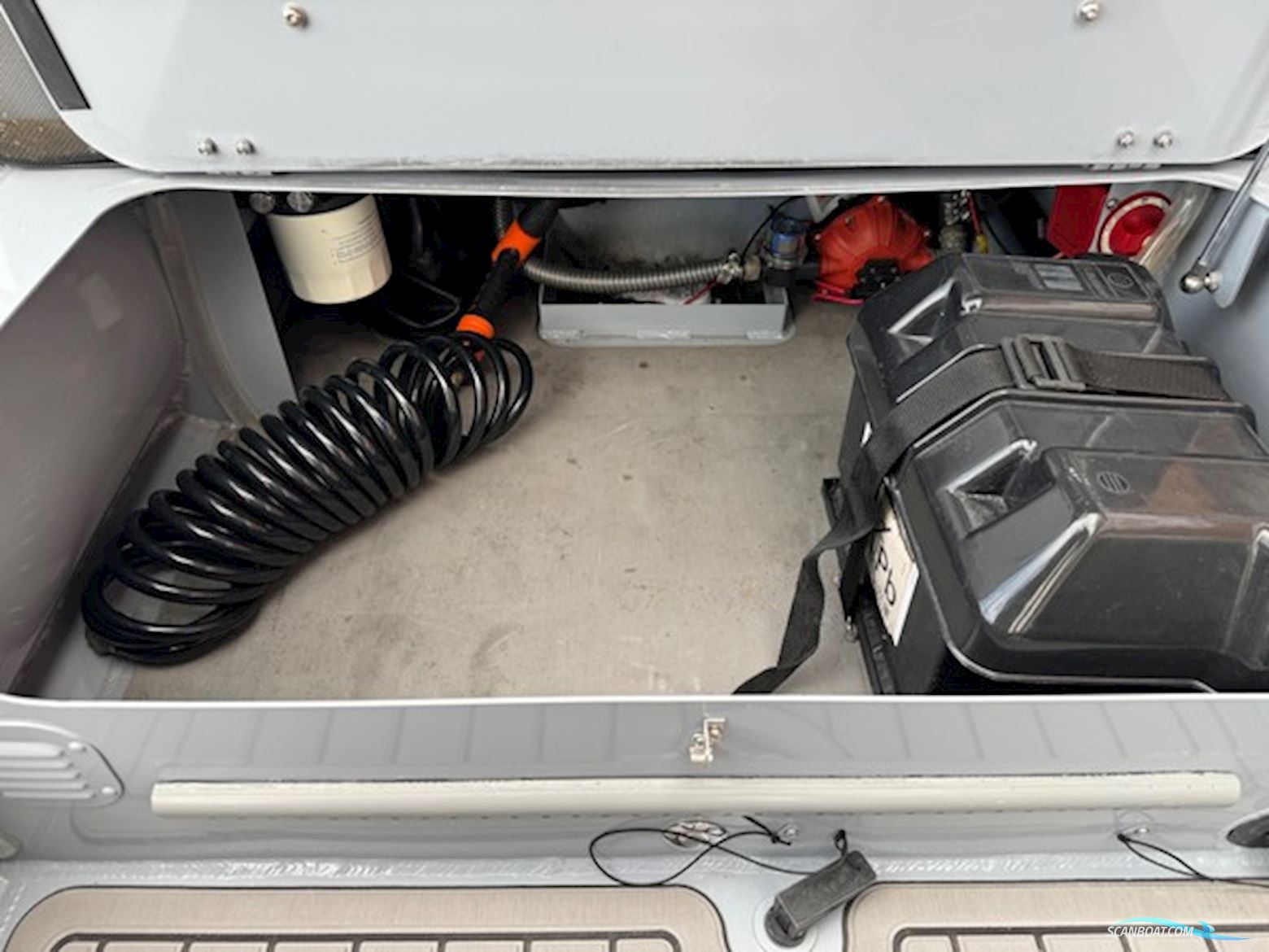 Highfield CL380DL m/Mercury F60 hk Efi 4-Takt og Brenderup Trailer - NU Nedsat KR. 15.000,- !