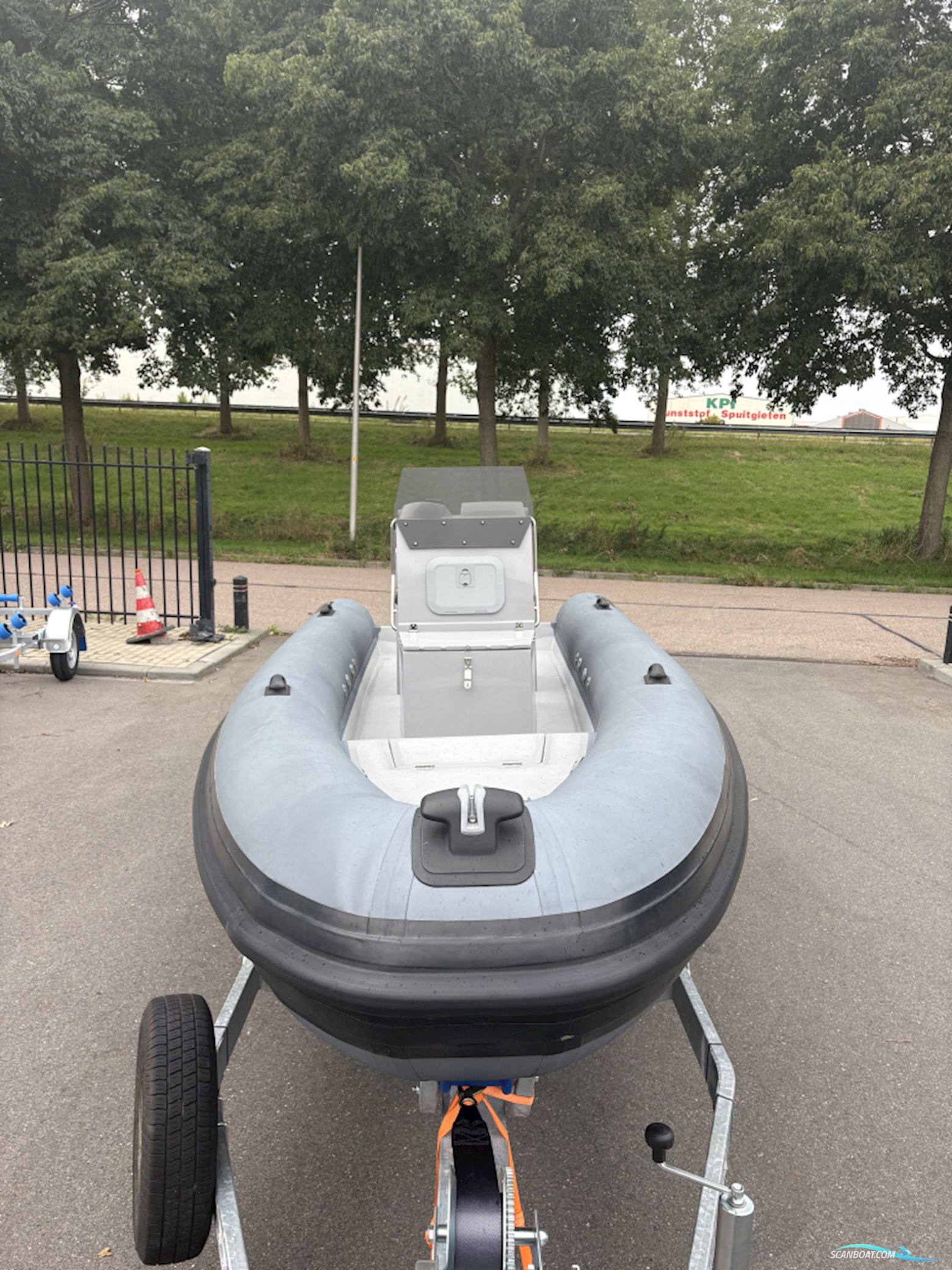 HYDROSPORT 585