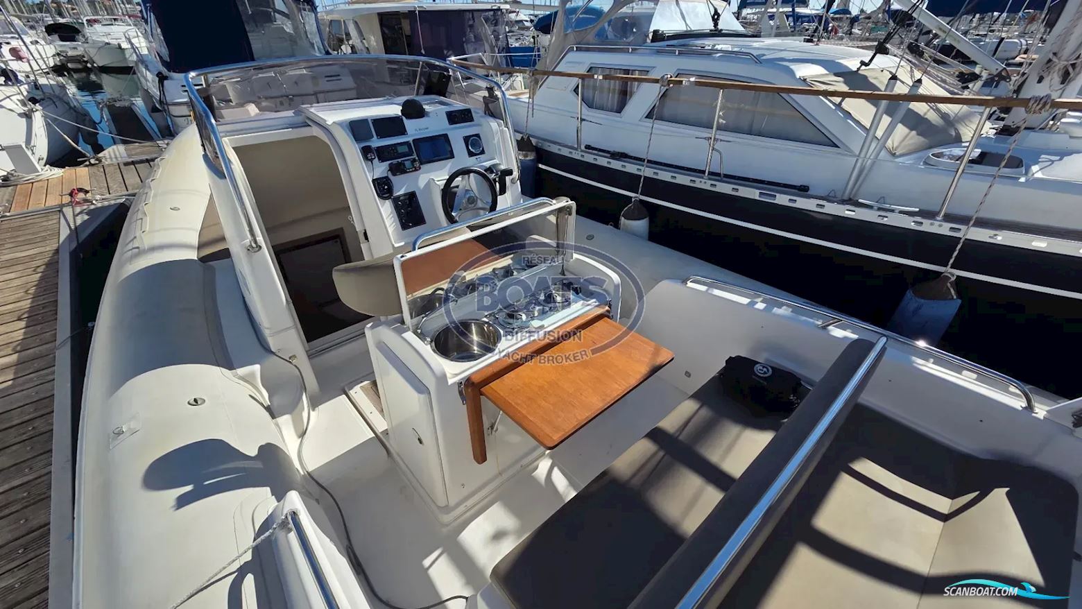 Joker Clubman 28 28 Cabin