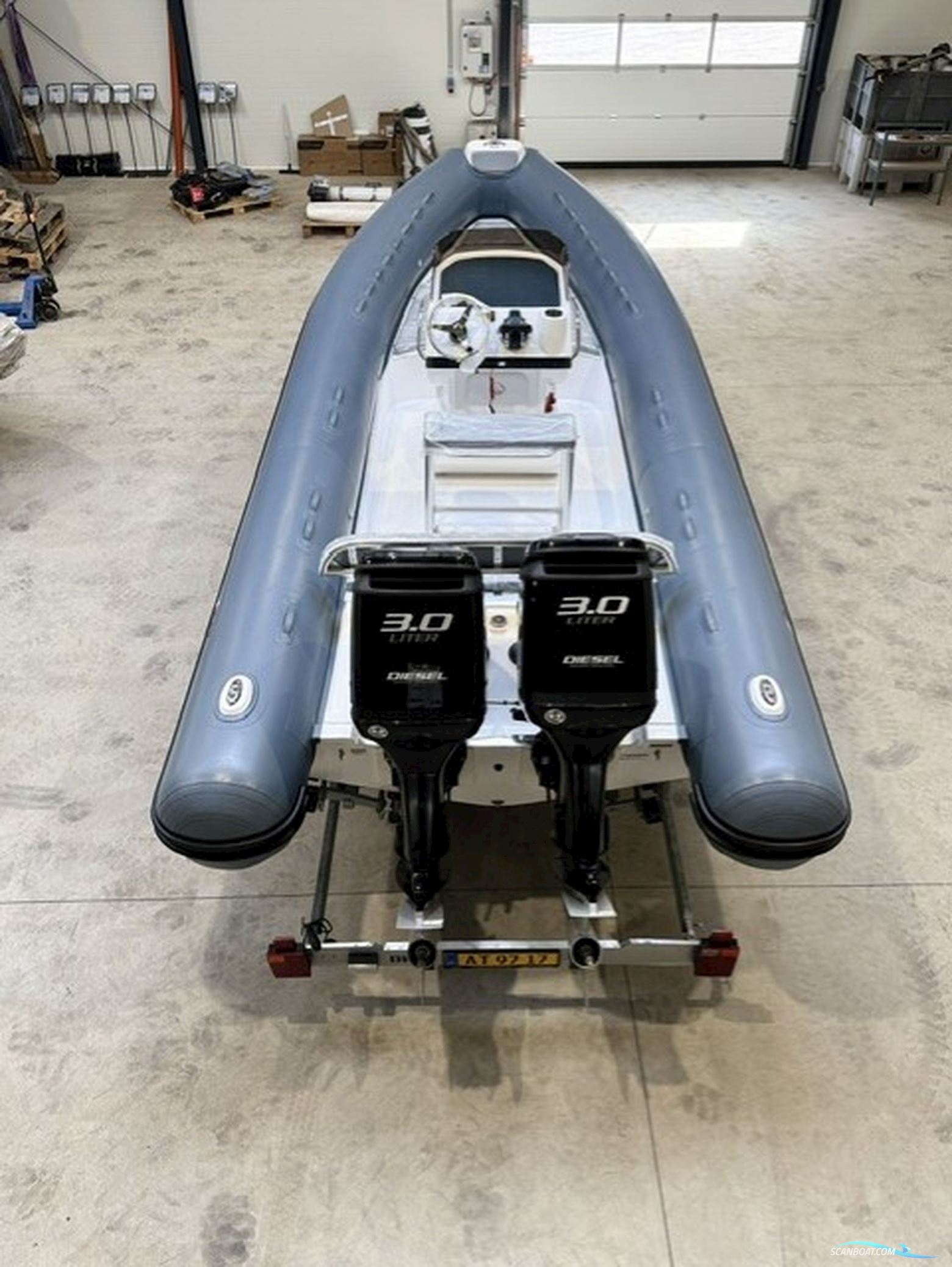 Oceanus VST 24 - Military Grey Hypalon 2X180 Hk Mercury