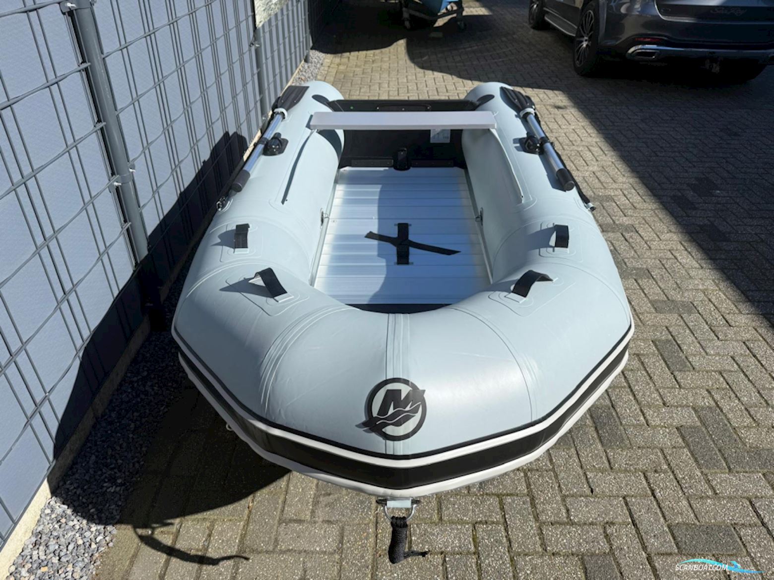 Quicksilver 300 Sport