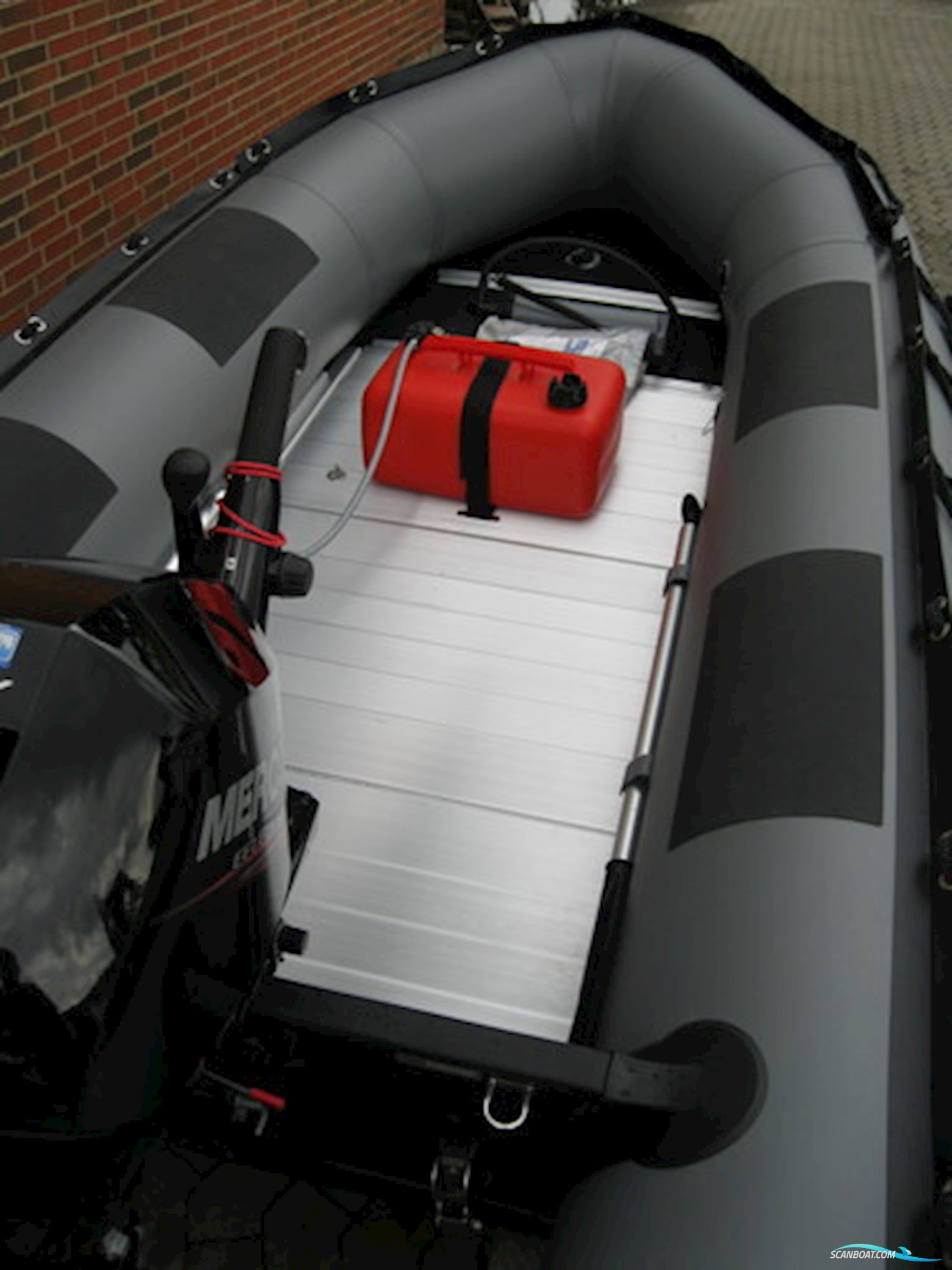 Quicksilver 365 Sport HD m/Mercury F20 hk EFI 4-takt - SOLGT !