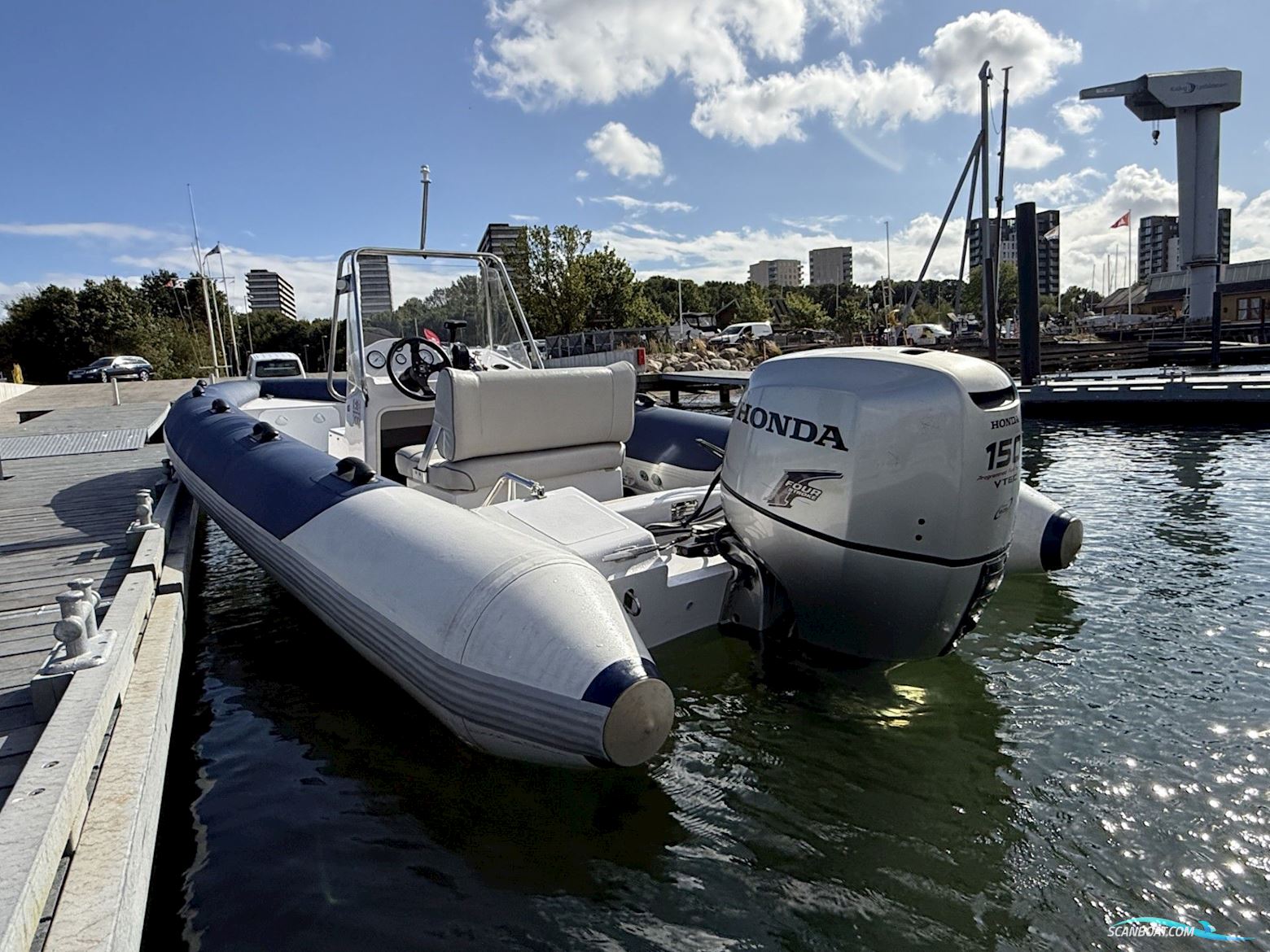 Rib Unlimited 700 Med 150 hk Honda