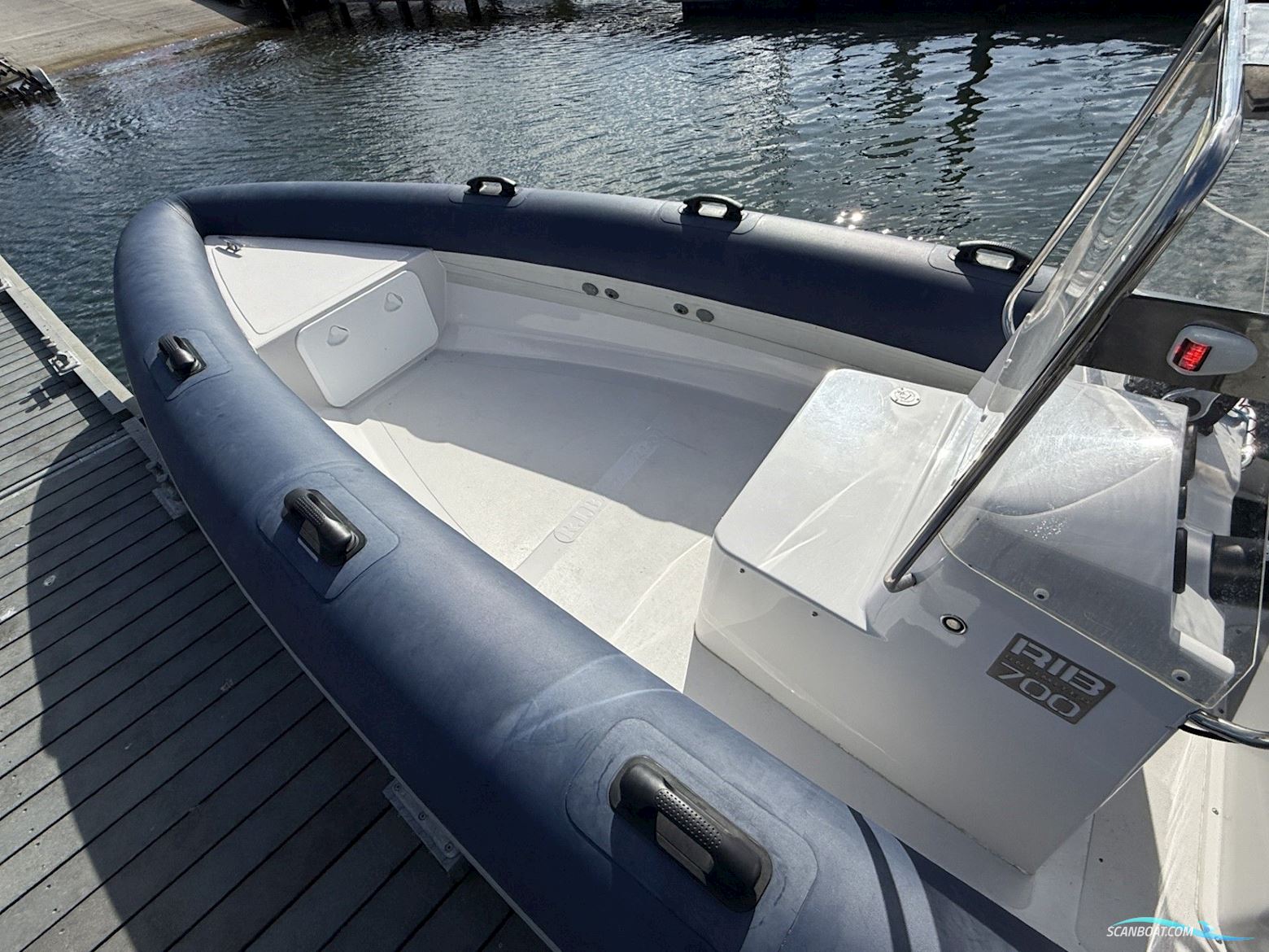 Rib Unlimited 700 Med 150 hk Honda