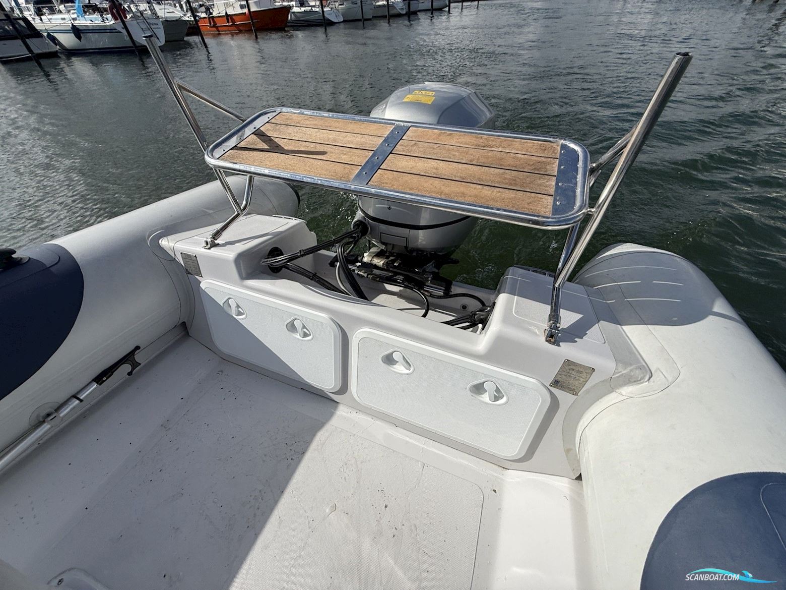 Rib Unlimited 700 Med 150 hk Honda