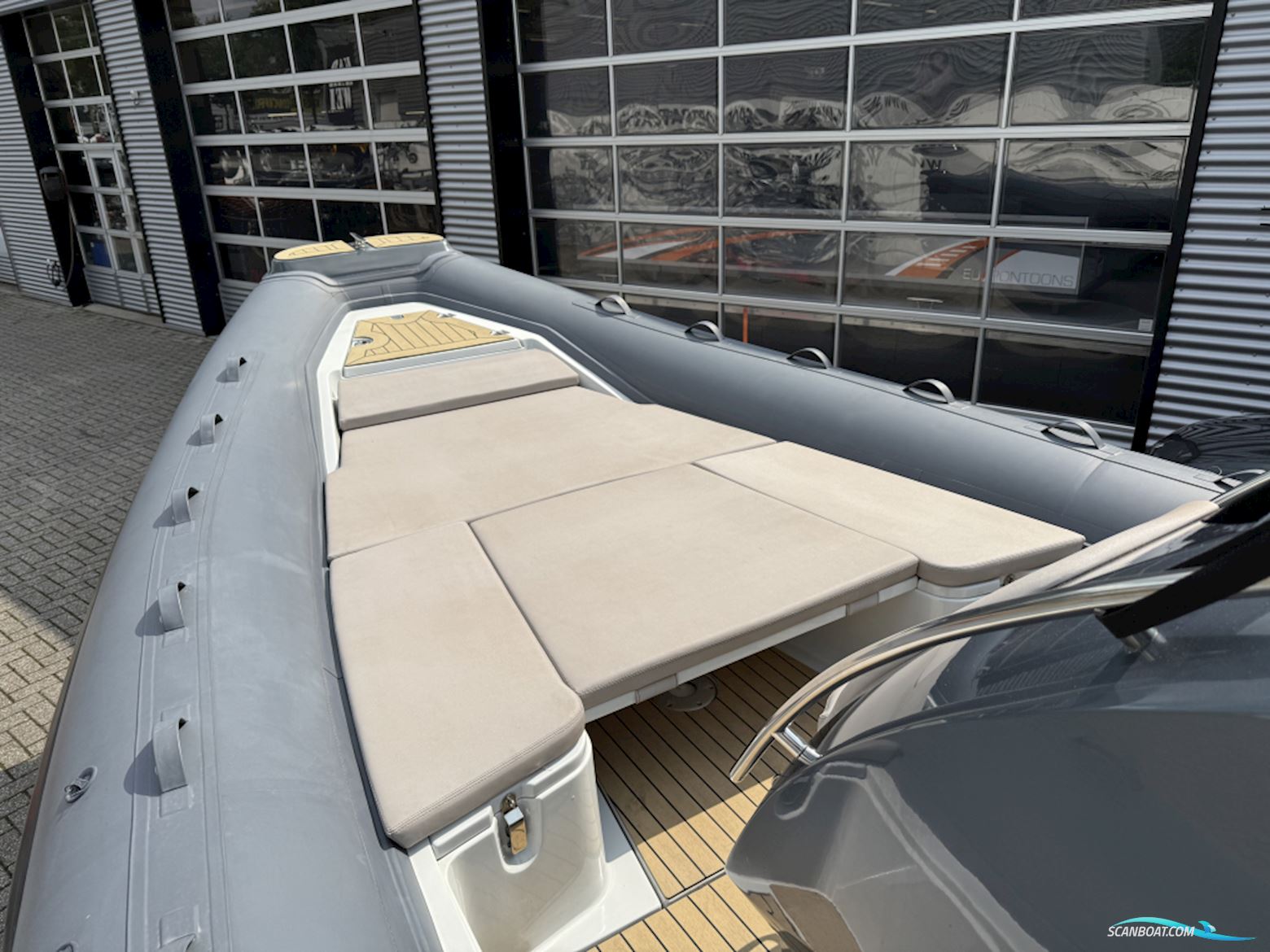 Stingher 30 Gran Turismo