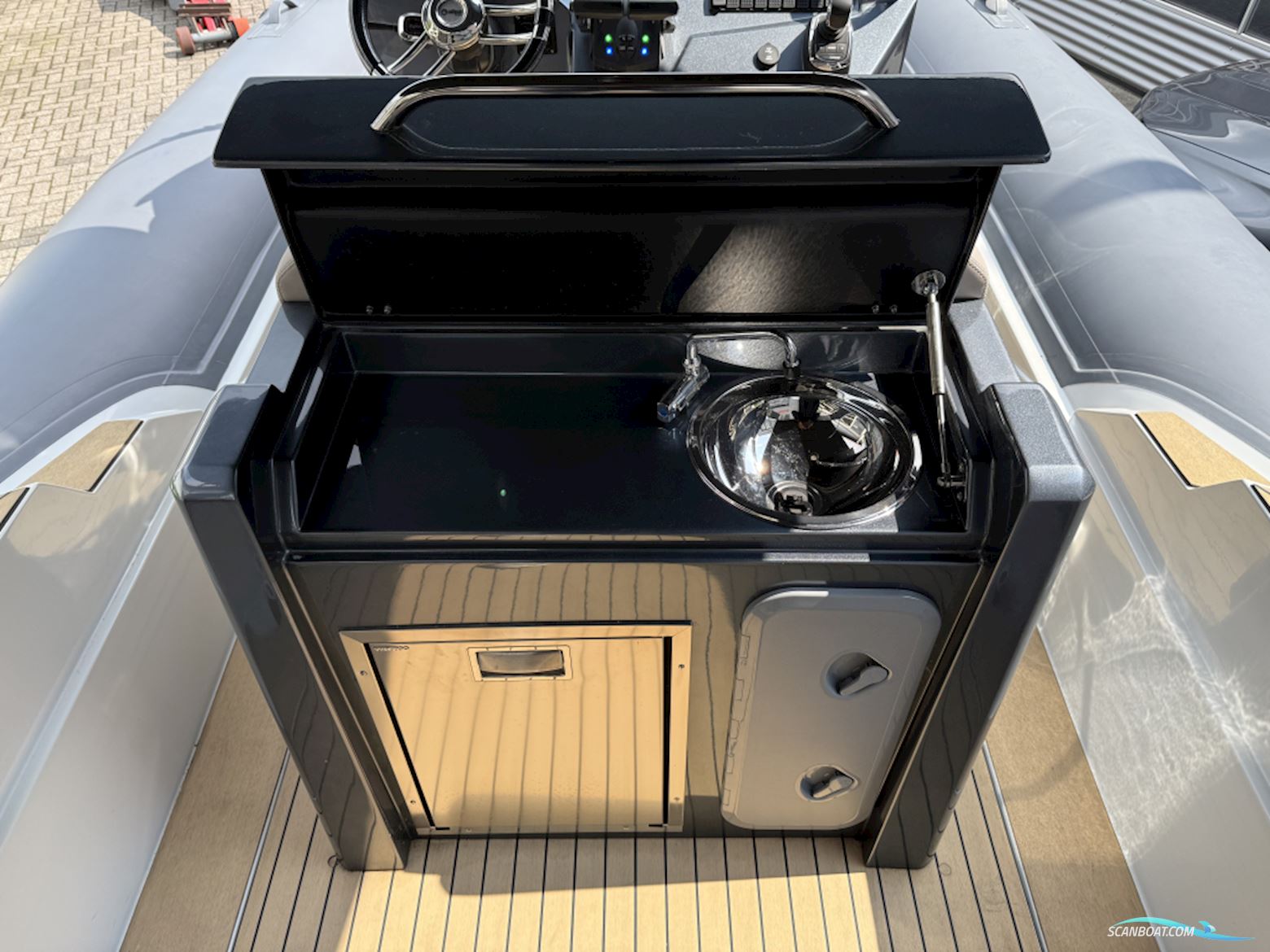 Stingher 30 Gran Turismo