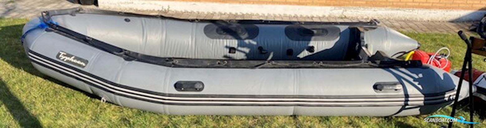 Typhoon gummibåde 4.20 med Mercury 15 hk (sejlet 2 ture)