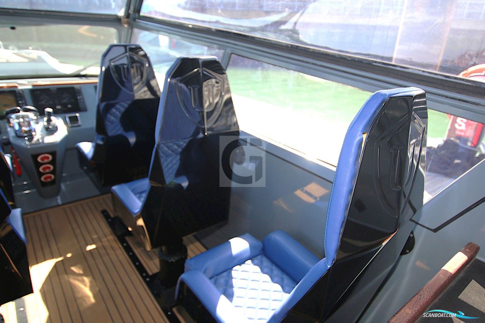 Ultimate Boats X-Class 11m Rib