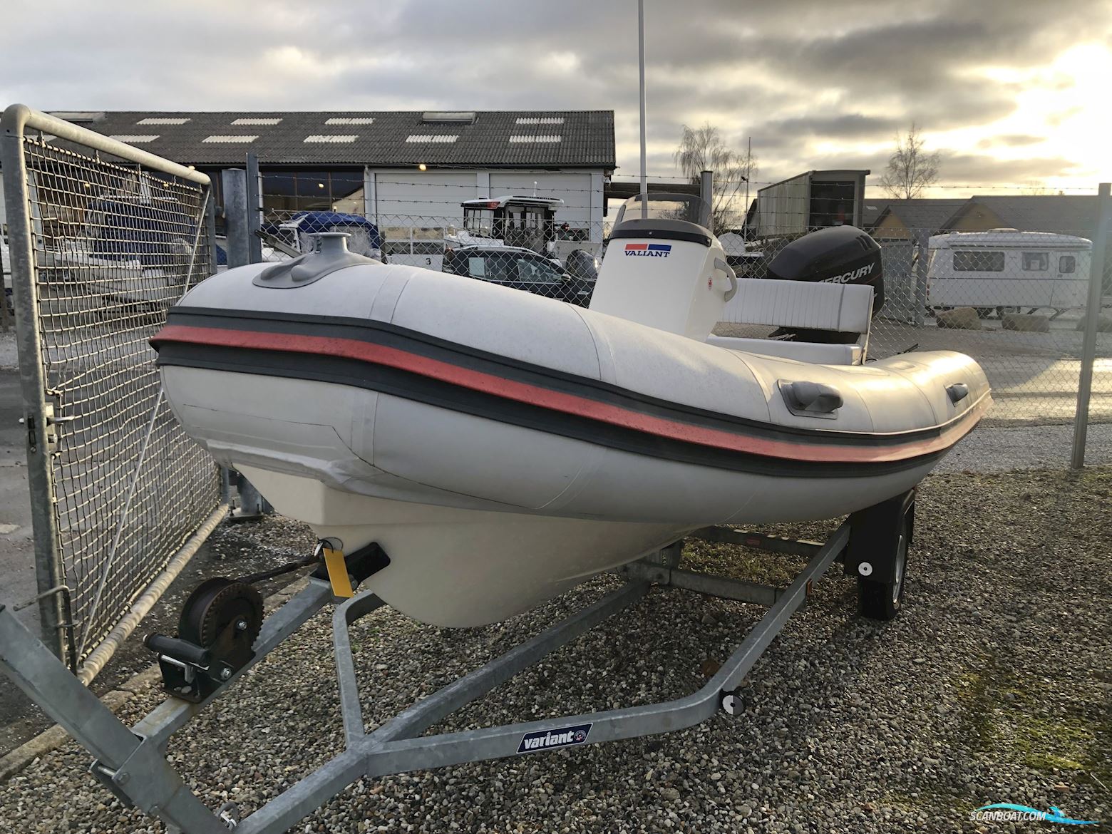 Valiant V-500 Sport
