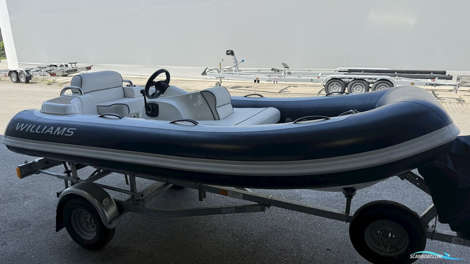Williams 325 Turbo Jet - BJ. 2010 Inflatable / Rib 2010, with Weber 4-Takt engine, Croatia