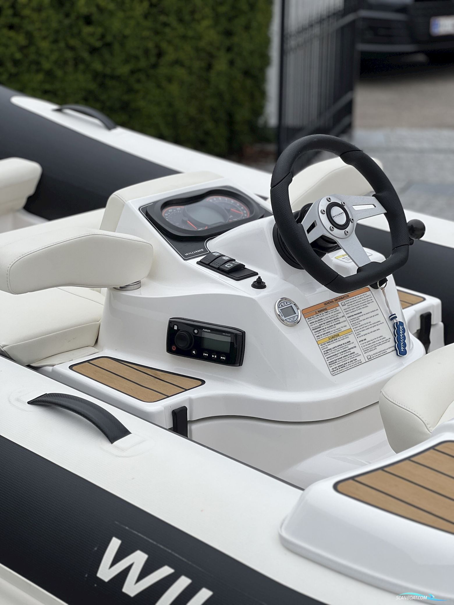 Williams Superjet 325 - Solgt/Sold