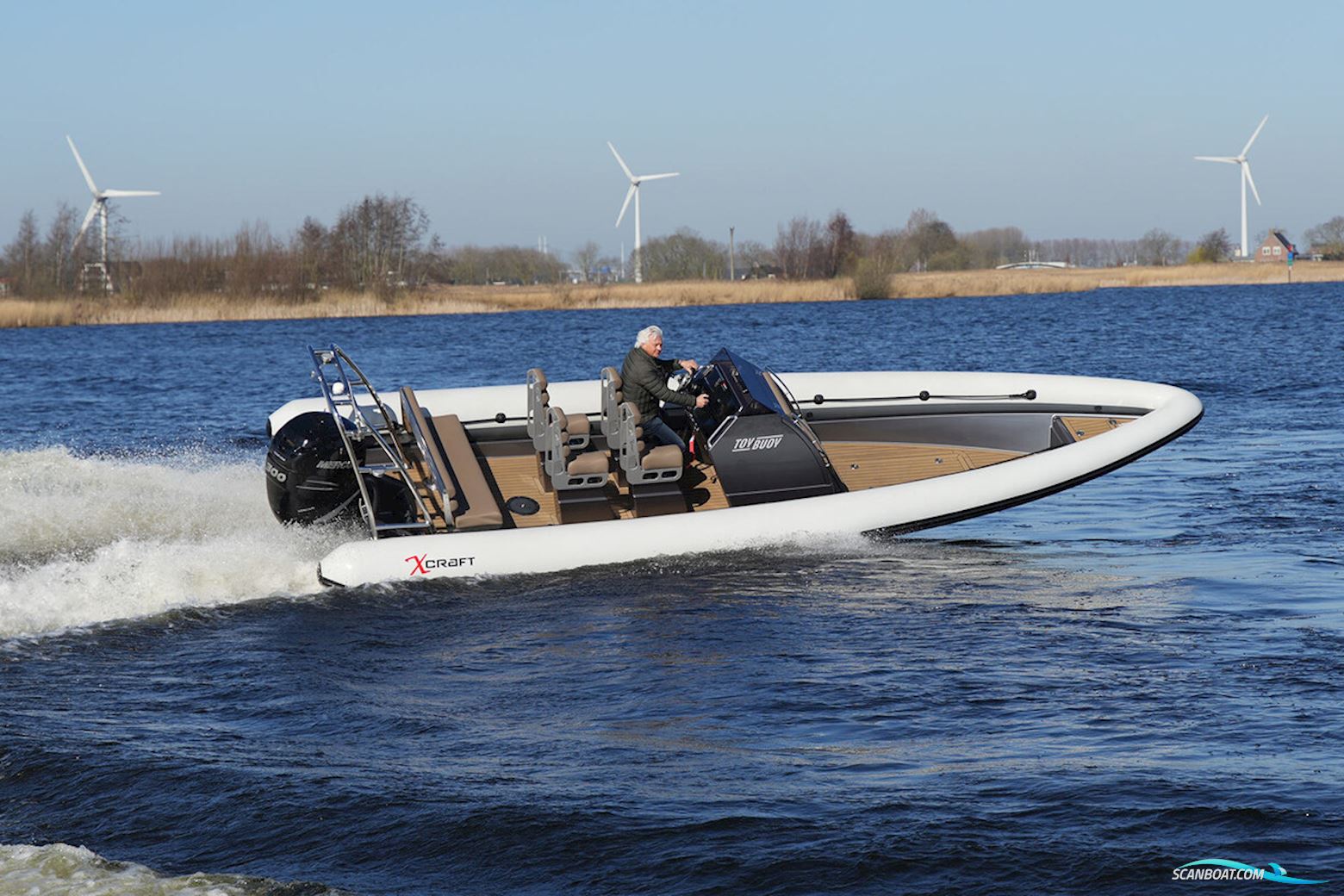 X-Craft R808