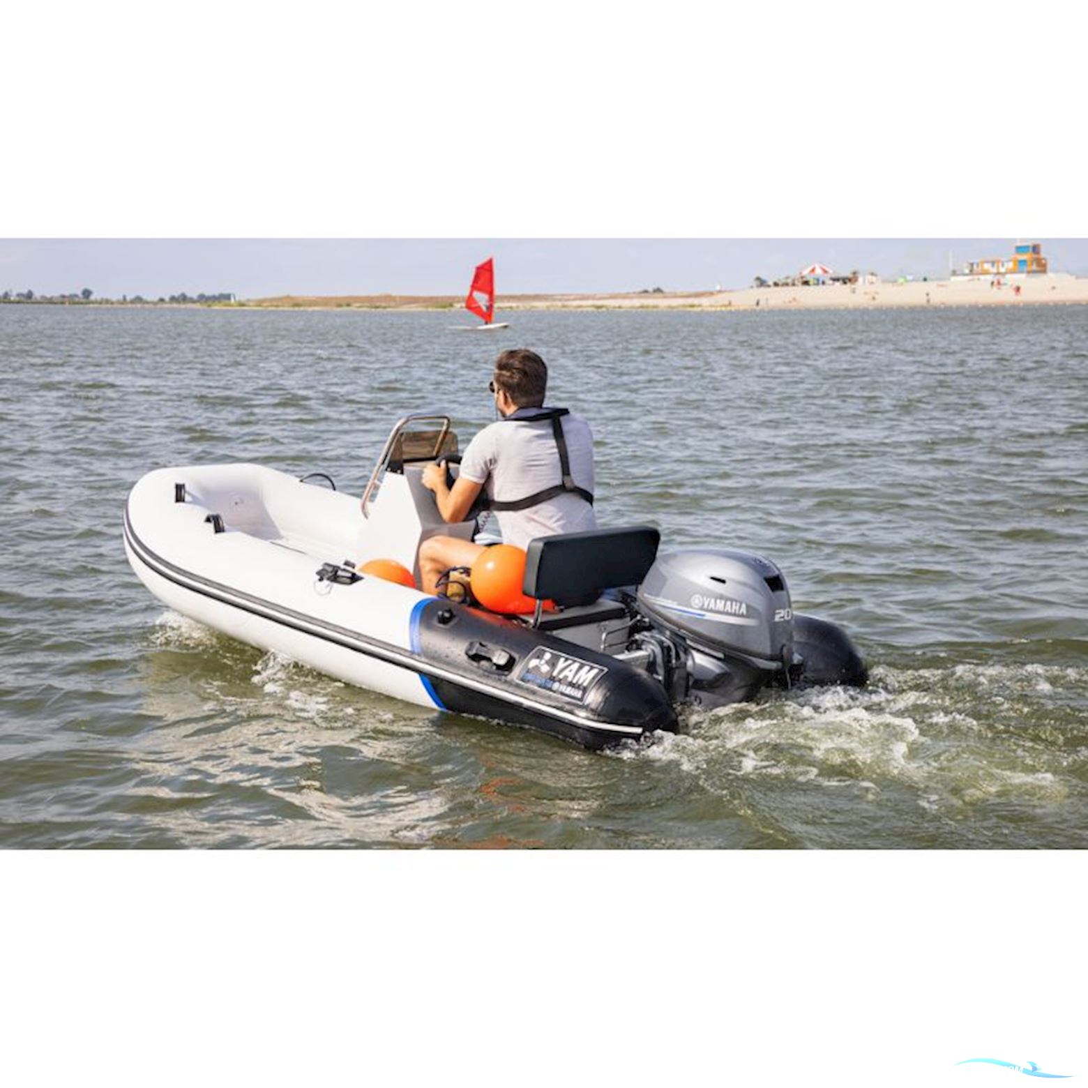 Yamaha YAM 310 TAf gummibåd med rorpind og F9.9HMHS påhængsmotor