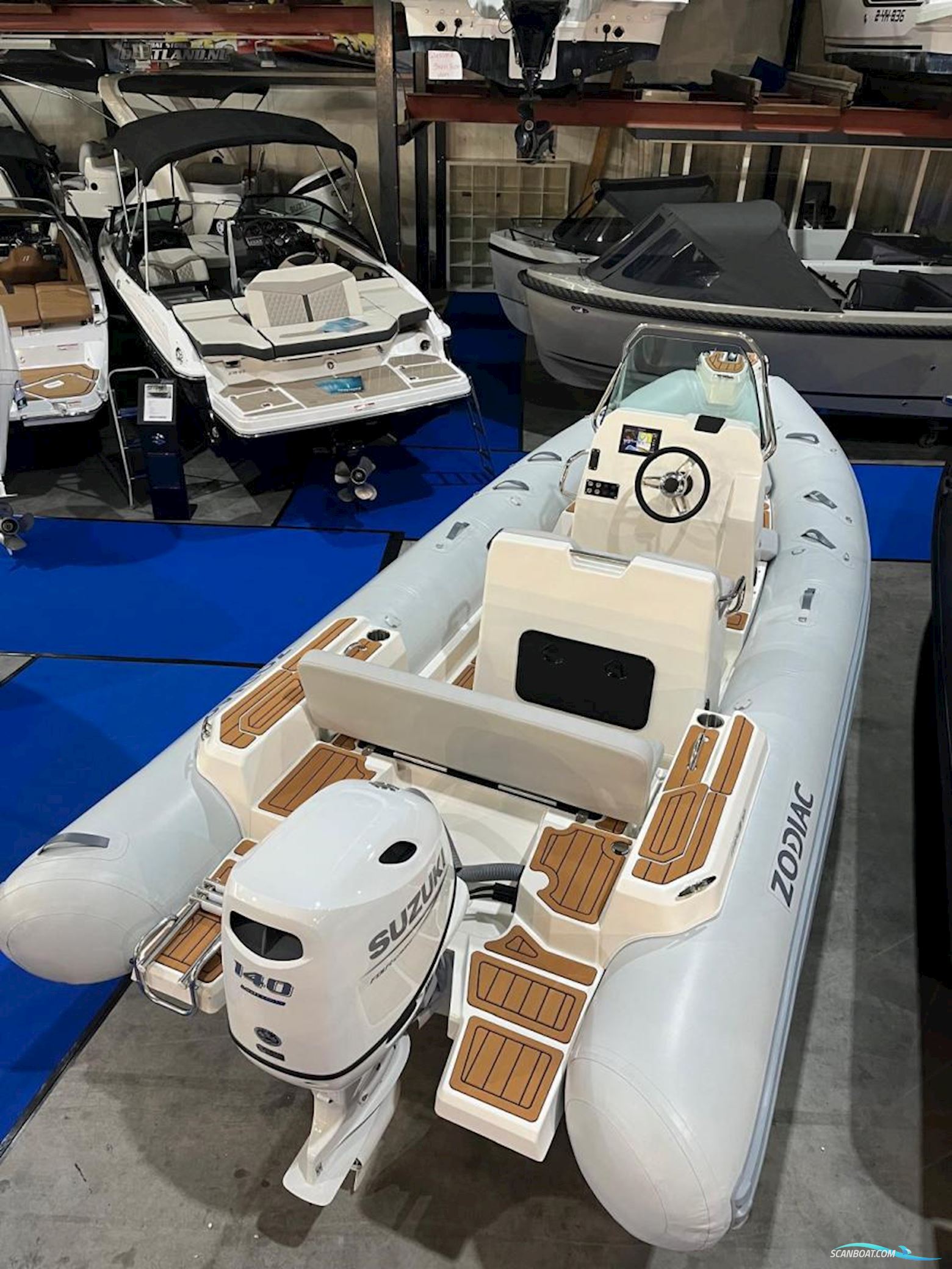 Zodiac Medline 5.8 Rib