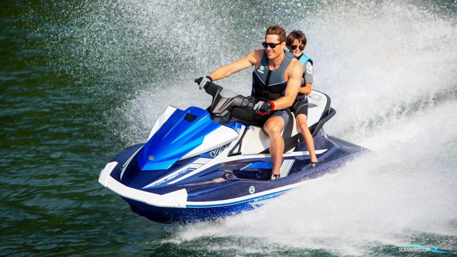 Yamaha VX Cruiser HO Jetski / Scooter / Jetbåd 2025, med 3-cylindret, 4-takts, DOHC, 4-ventilet motor, Danmark