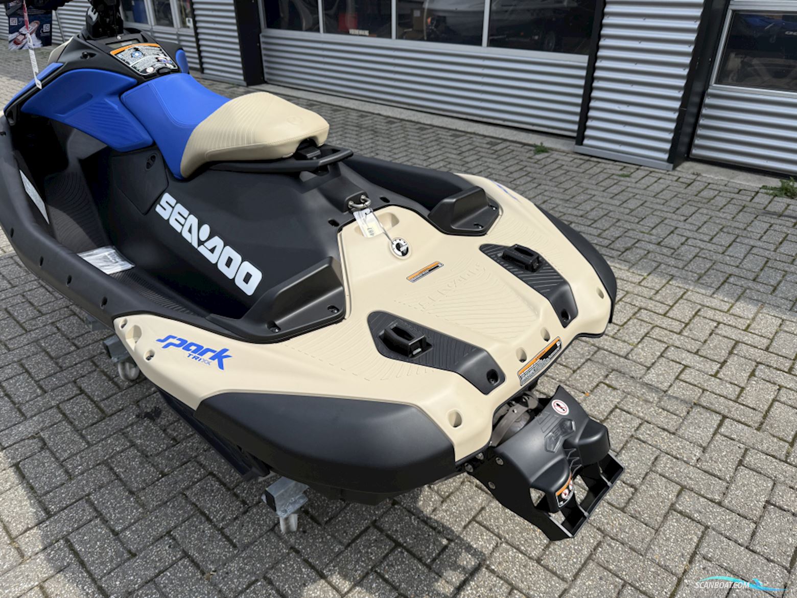 SEA DOO Spark Trixx 1up + 1 jaar extra garantie