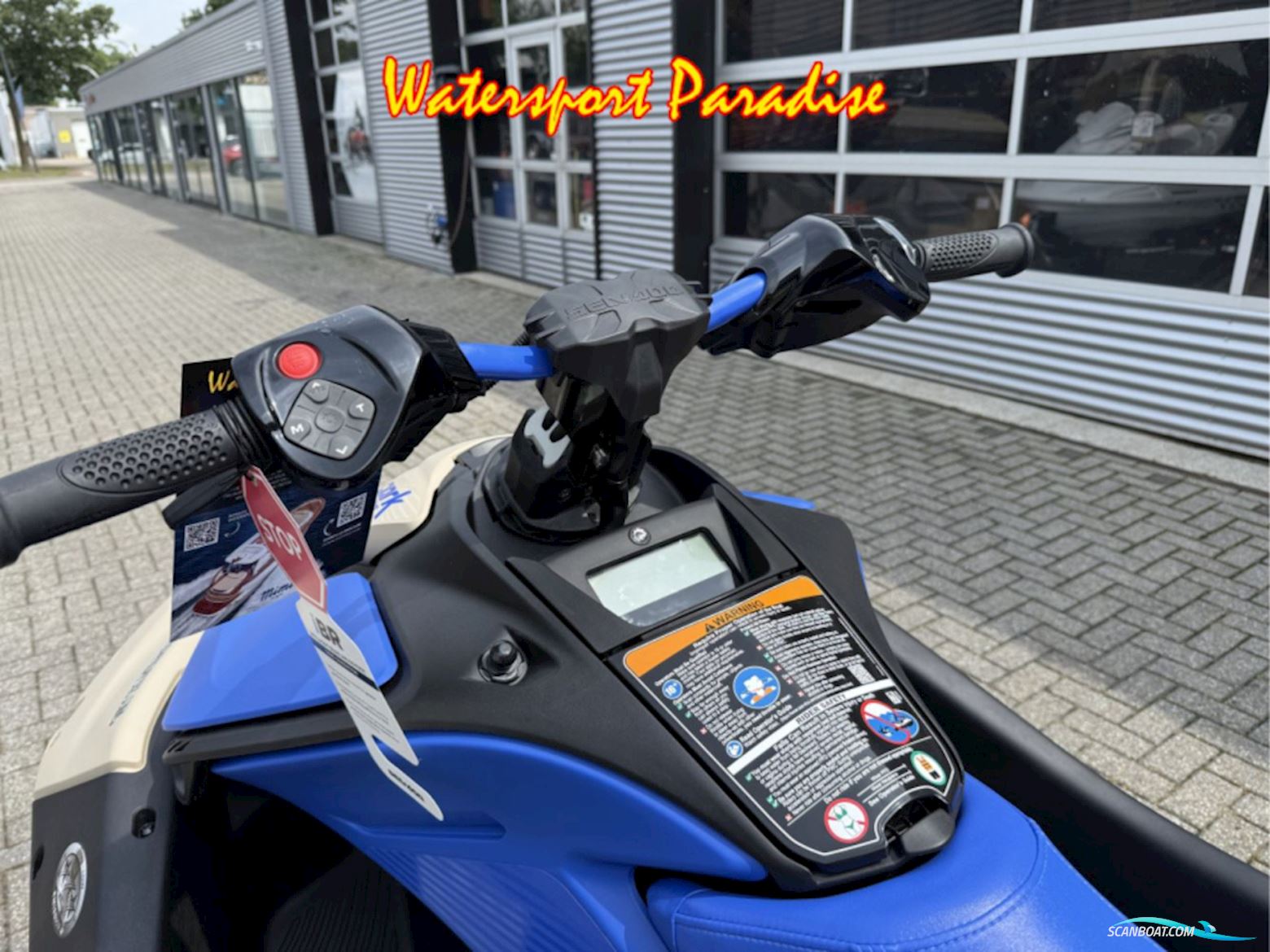 Sea Doo Spark Trixx 1UP + 1 Jaar Extra Garantie