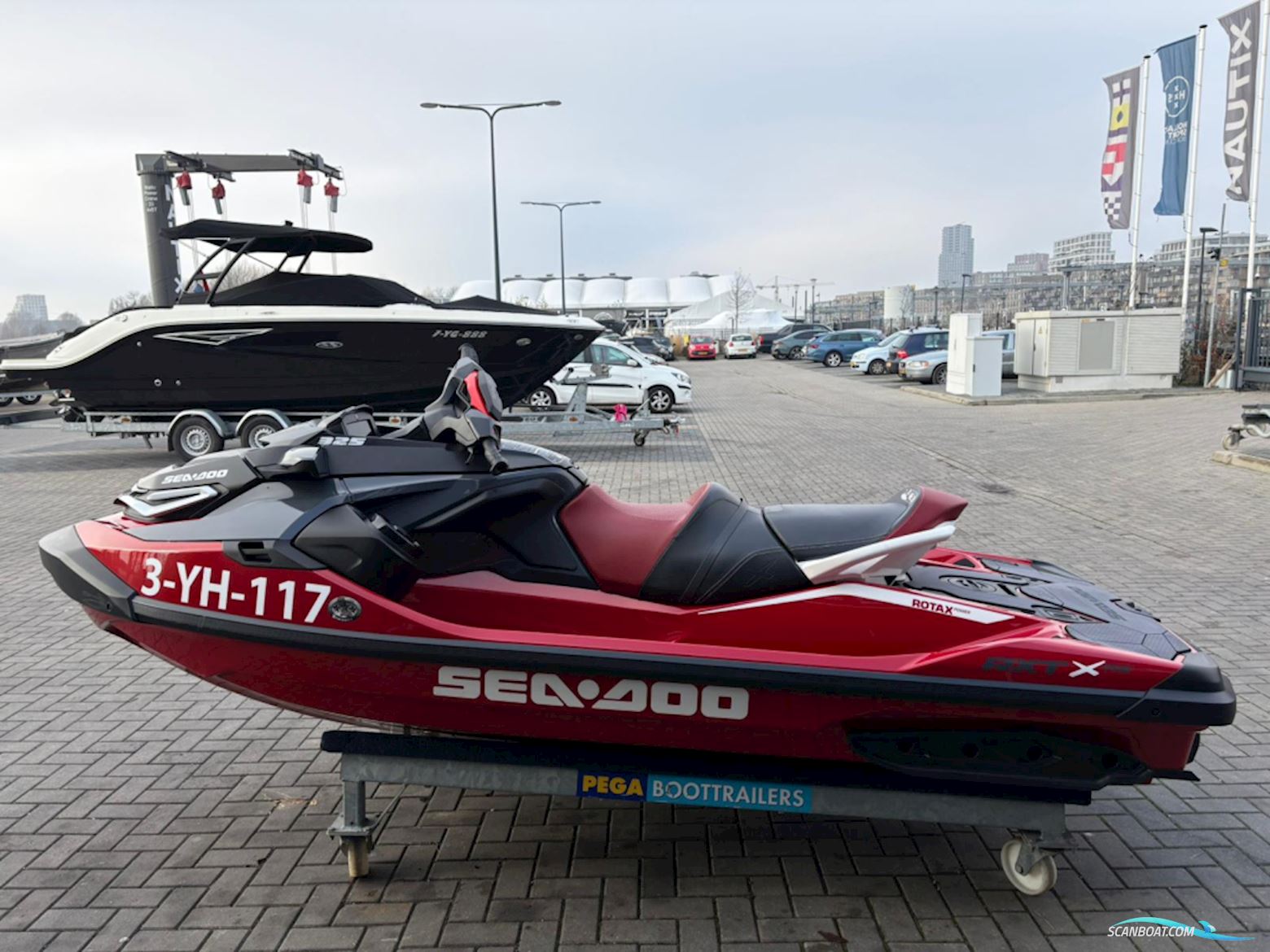 Sea Doo Rxt-X RS 325 + Trailer