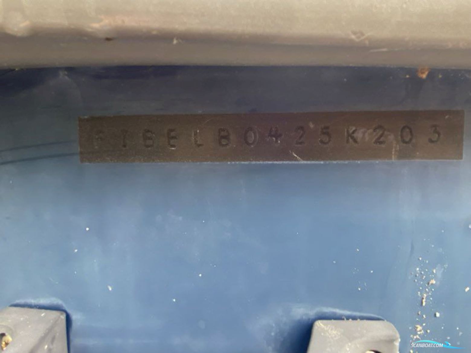 Bella 444R med 25 hk Tohatzu