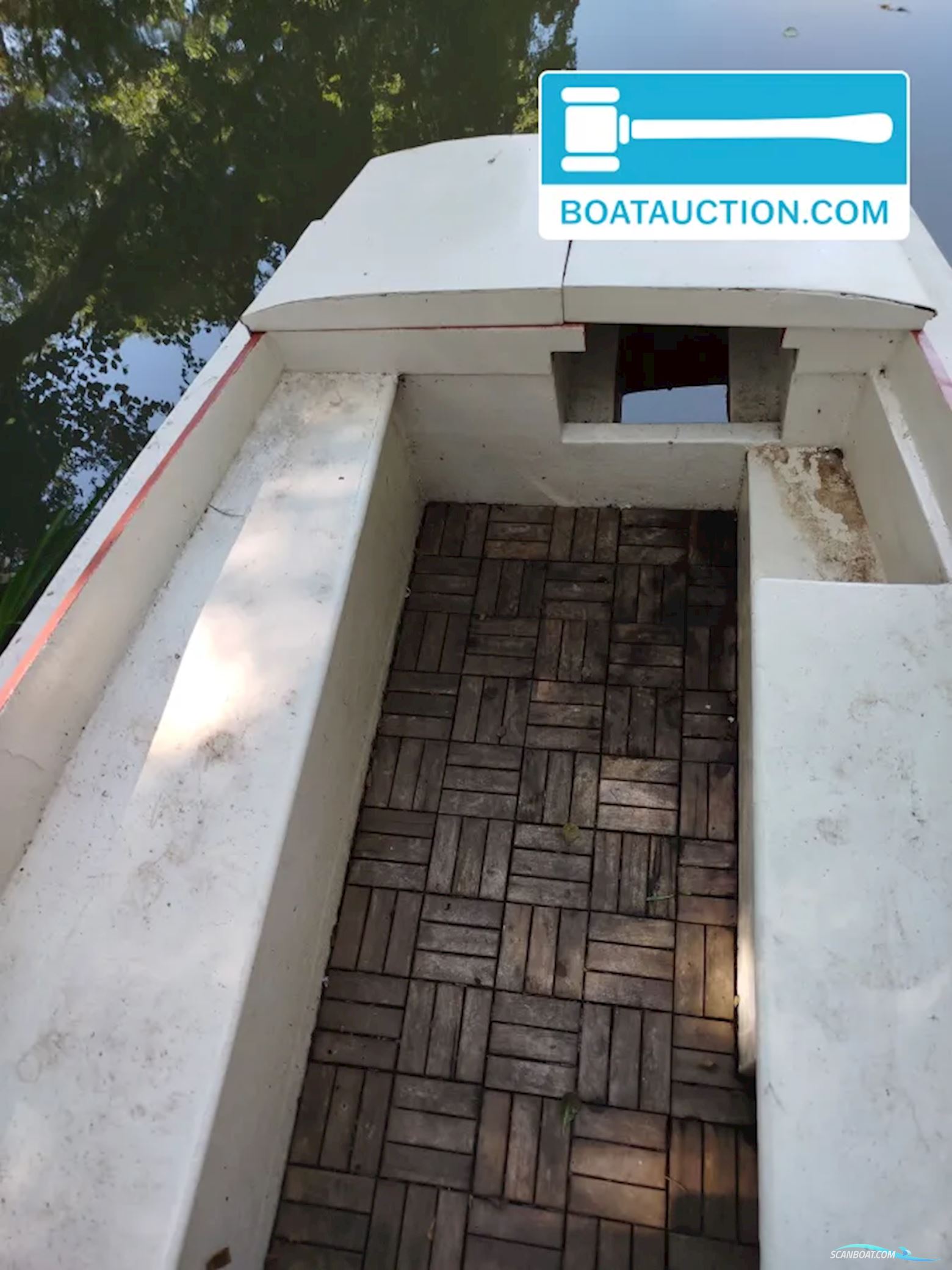 Cabinboat 700