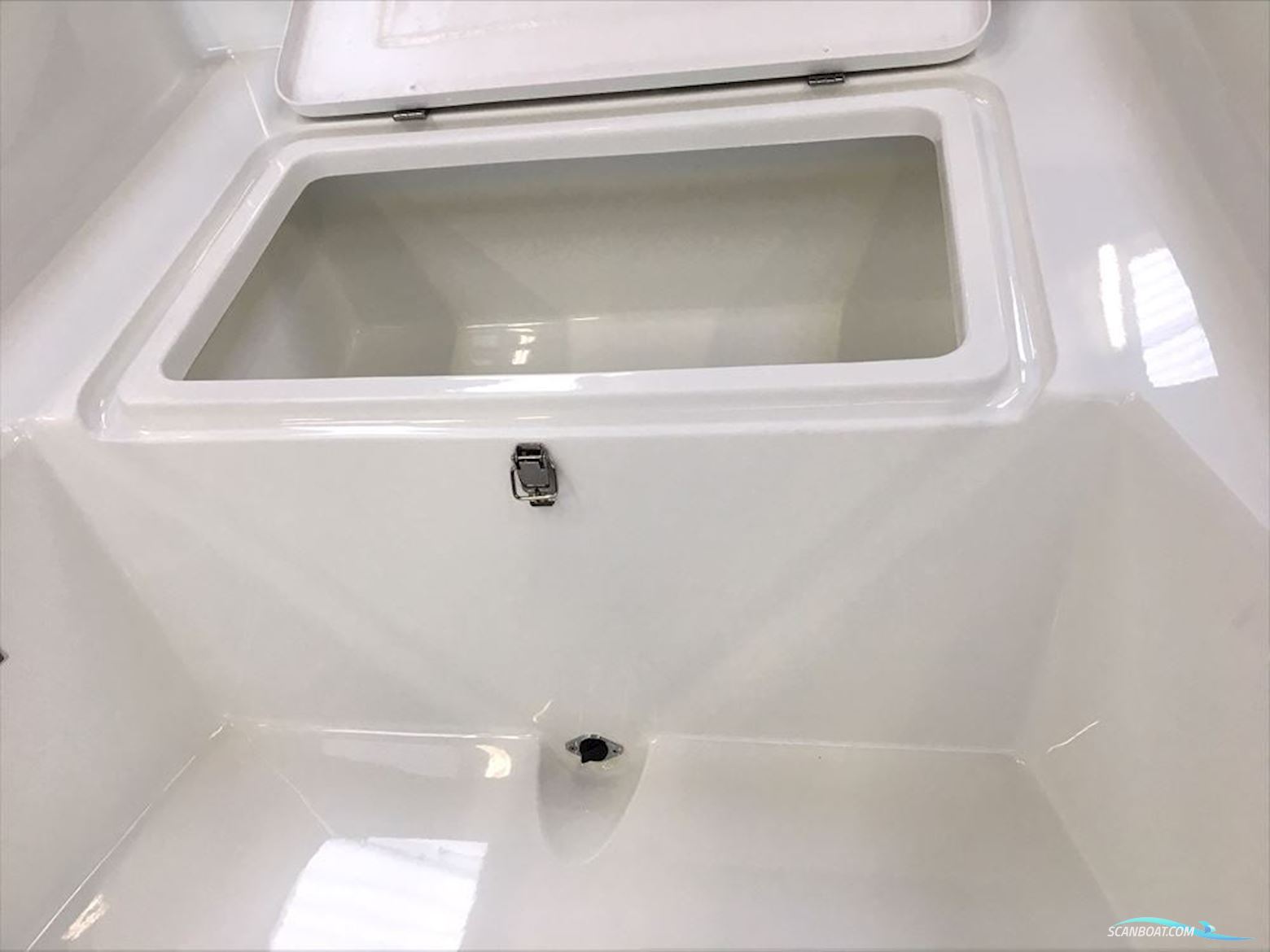 Fjordjollen 390 Fisk med trailer og motor