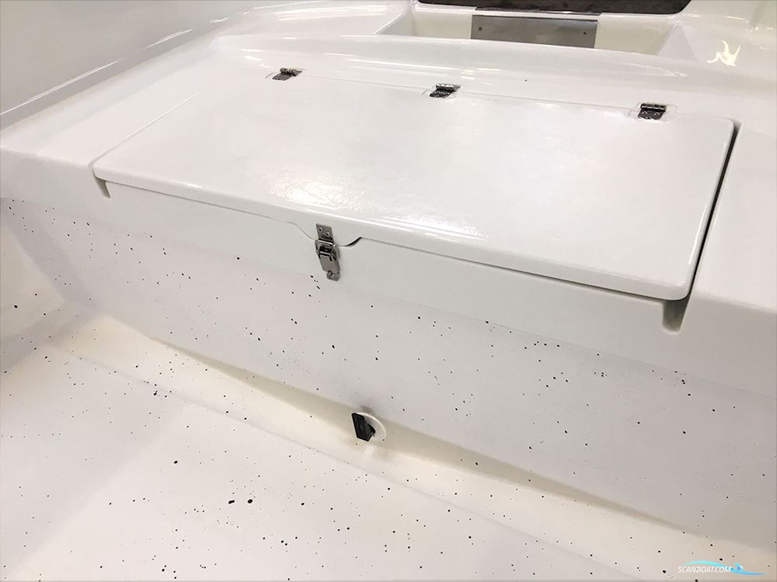 Fjordjollen 470 Fisk med trailer og motor