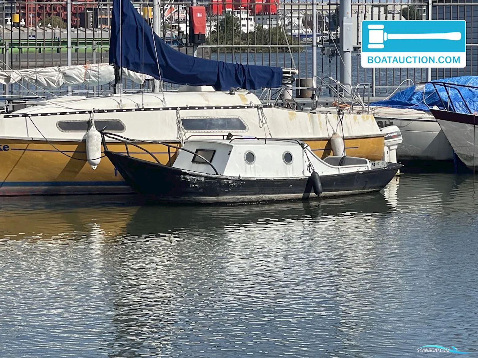 Kajuitvlet 400 Jolle , Holland