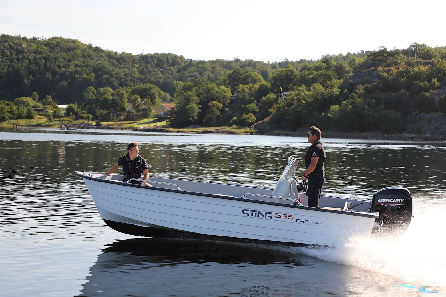 Sting 535 Pro (Akterpulpet) 2025 Jolle 2025, mit Mercury F50 motor, Sweden