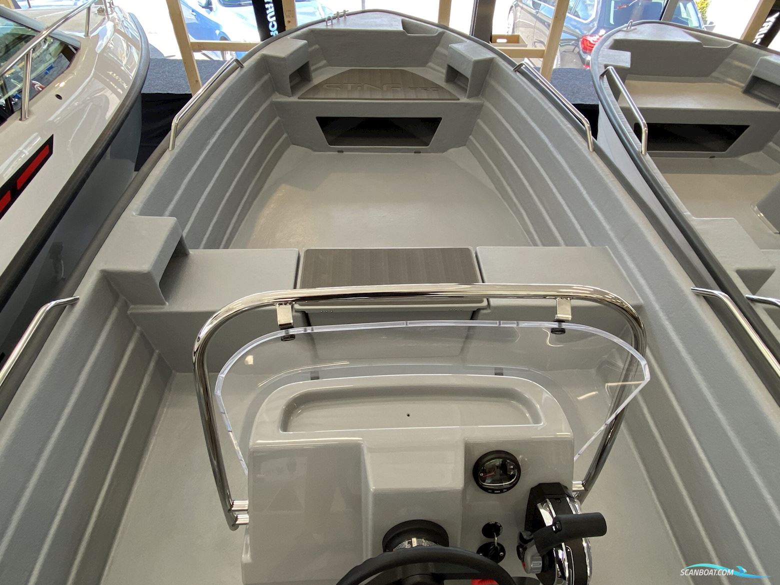 Sting 535 PRO (akterpulpet) 2025