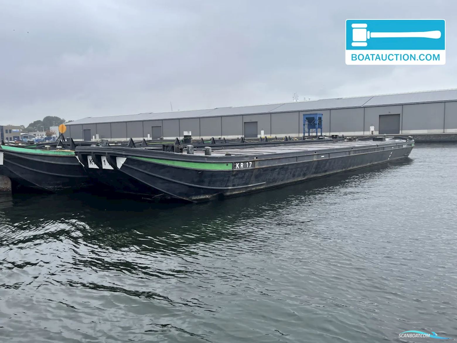 Dekschuit KR17