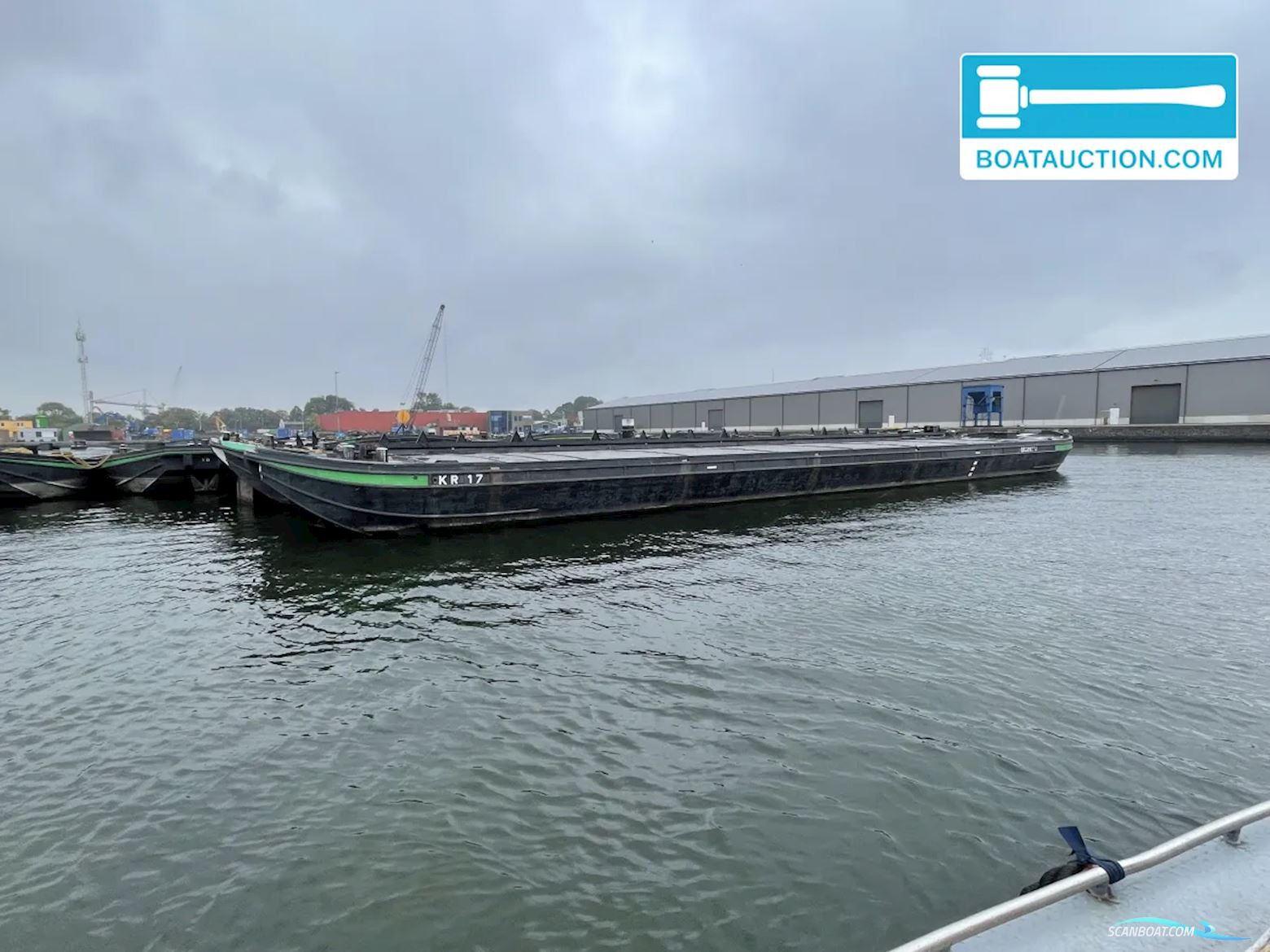 Dekschuit KR17