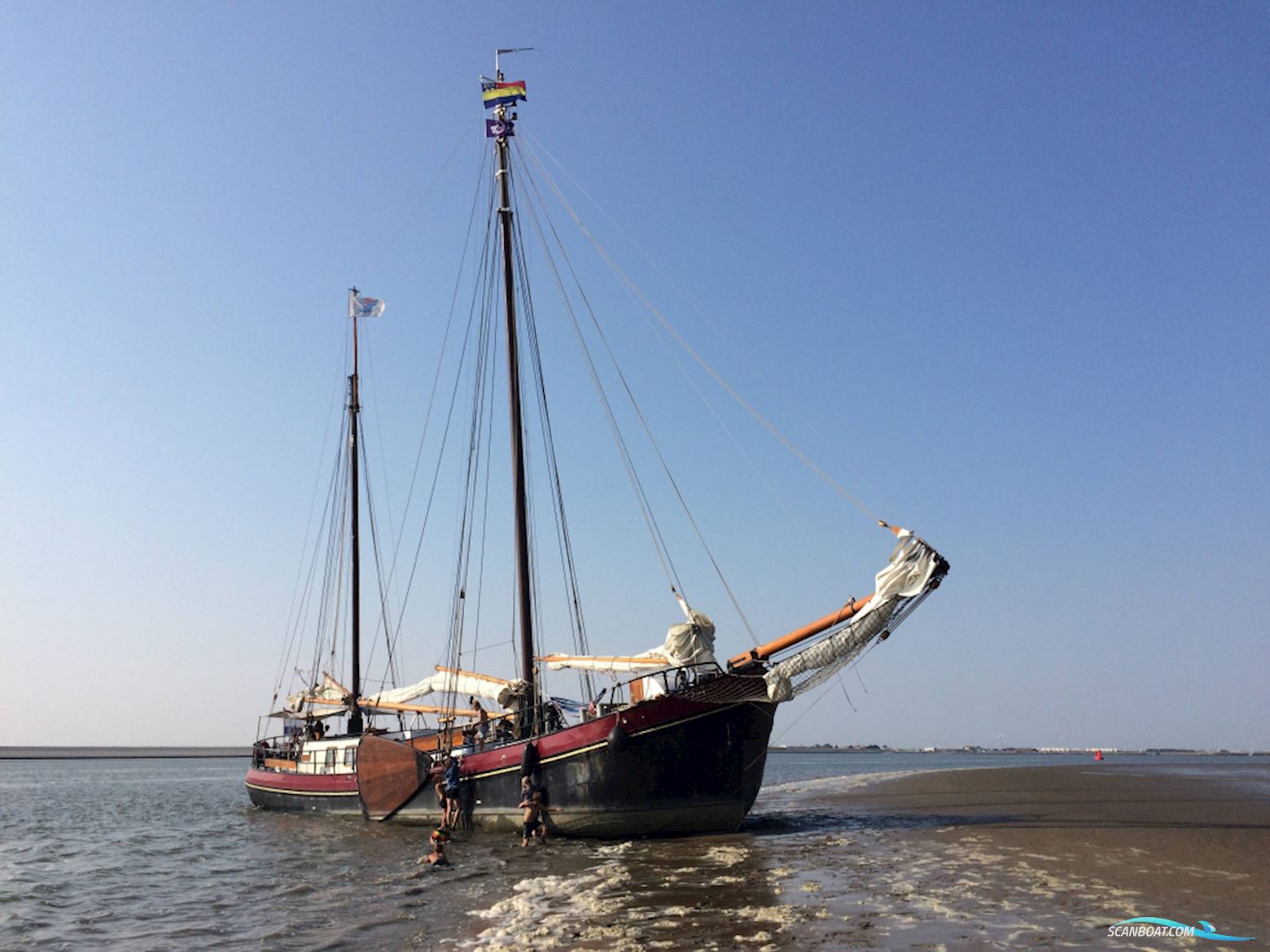 Klipperaak  Charter, woonschip