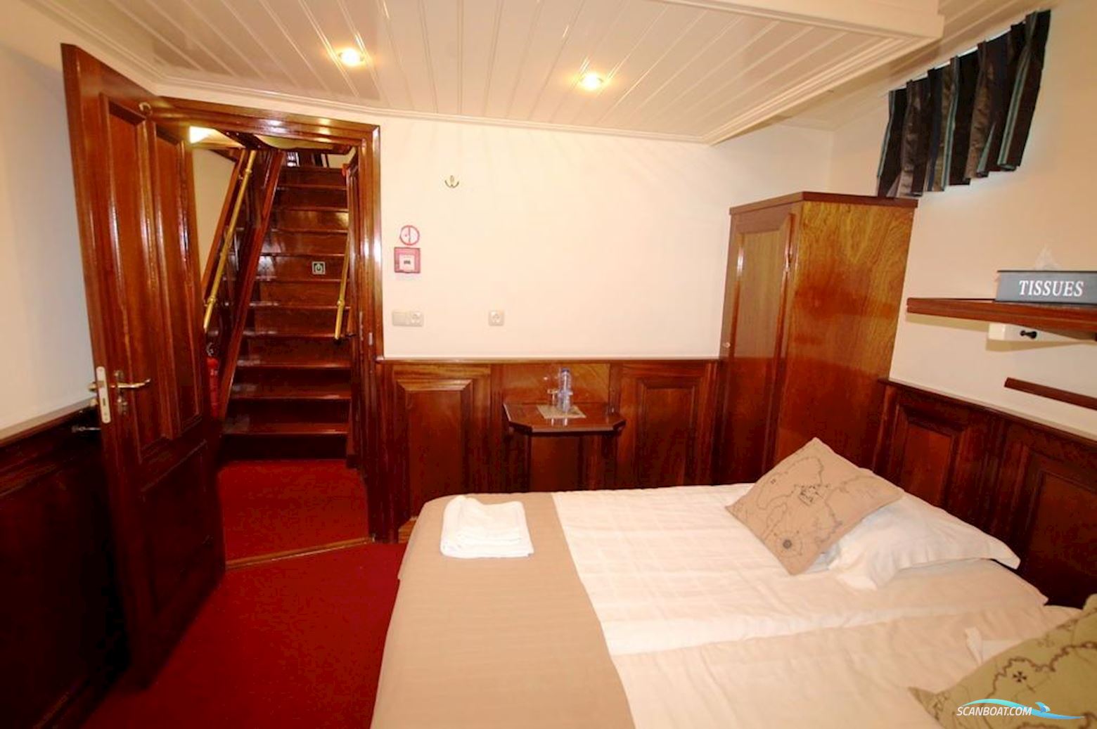 Luxe Clipper Schooner, Barquentine