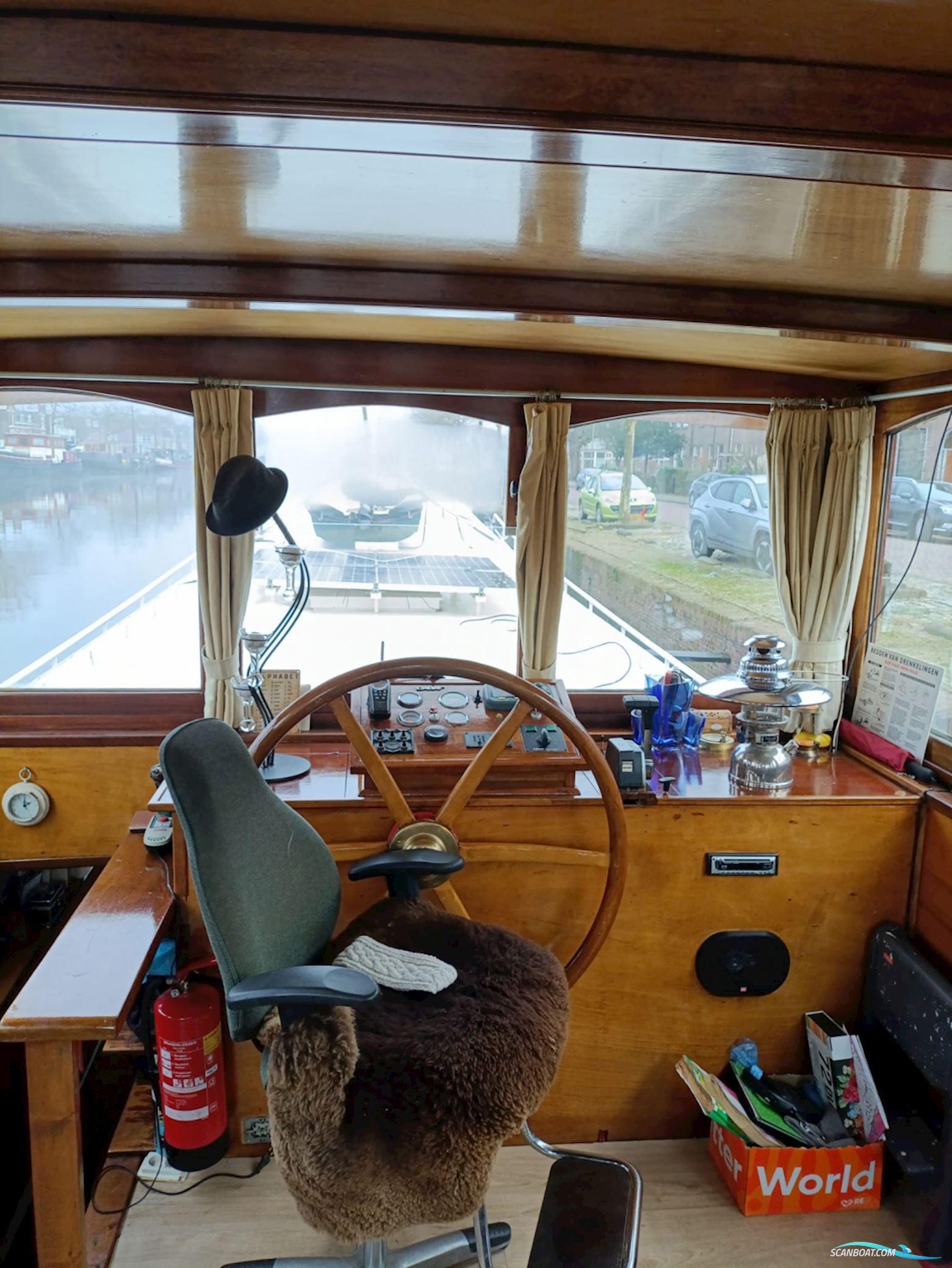 Luxemotor Woonschip 27.00