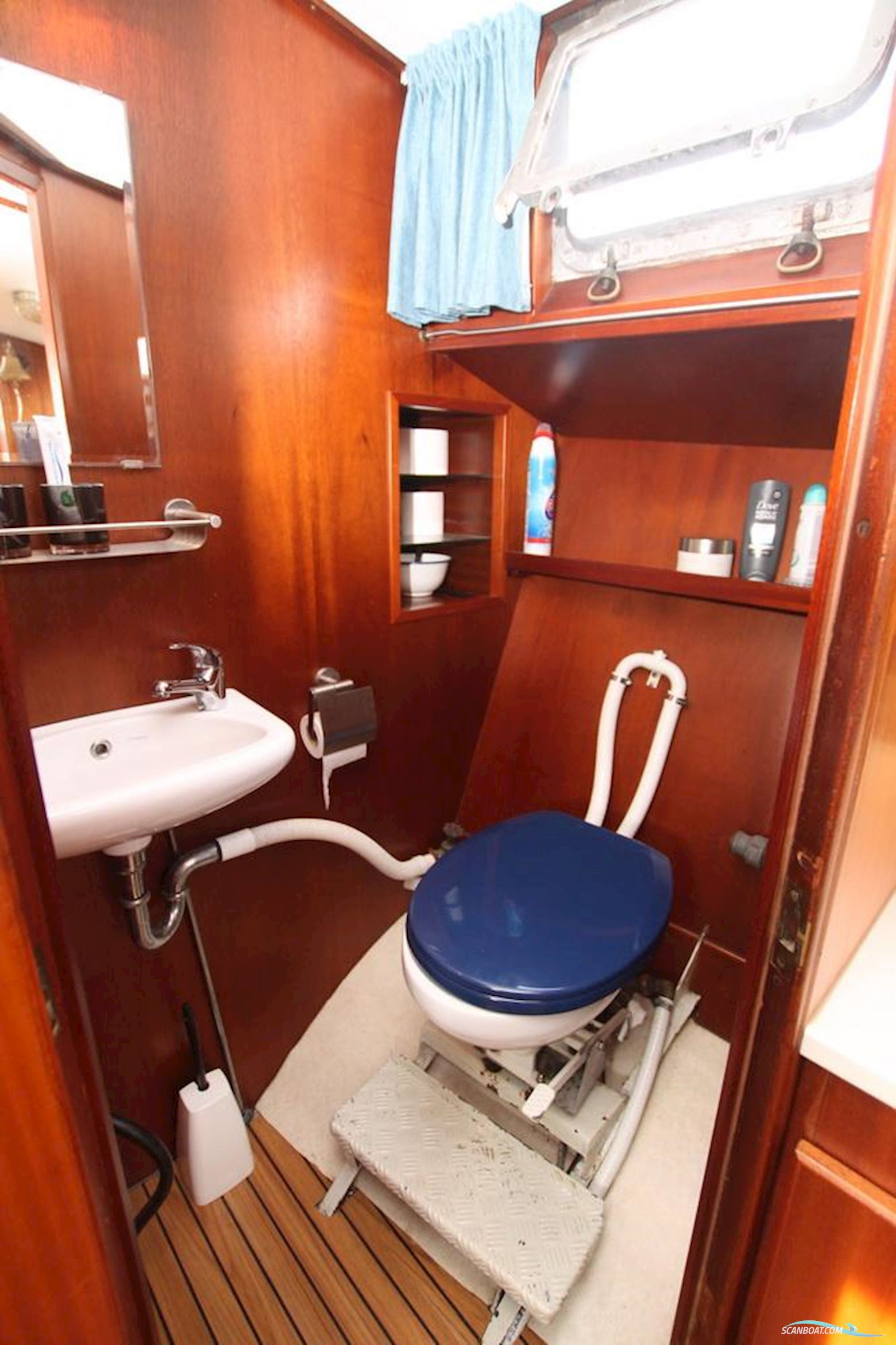 Traditional ex Patrouille Schip