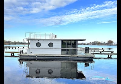 La Mare Houseboat Apartboat L - Giethoorn Live a board / River boat 2019, with Honda engine, The Netherlands
