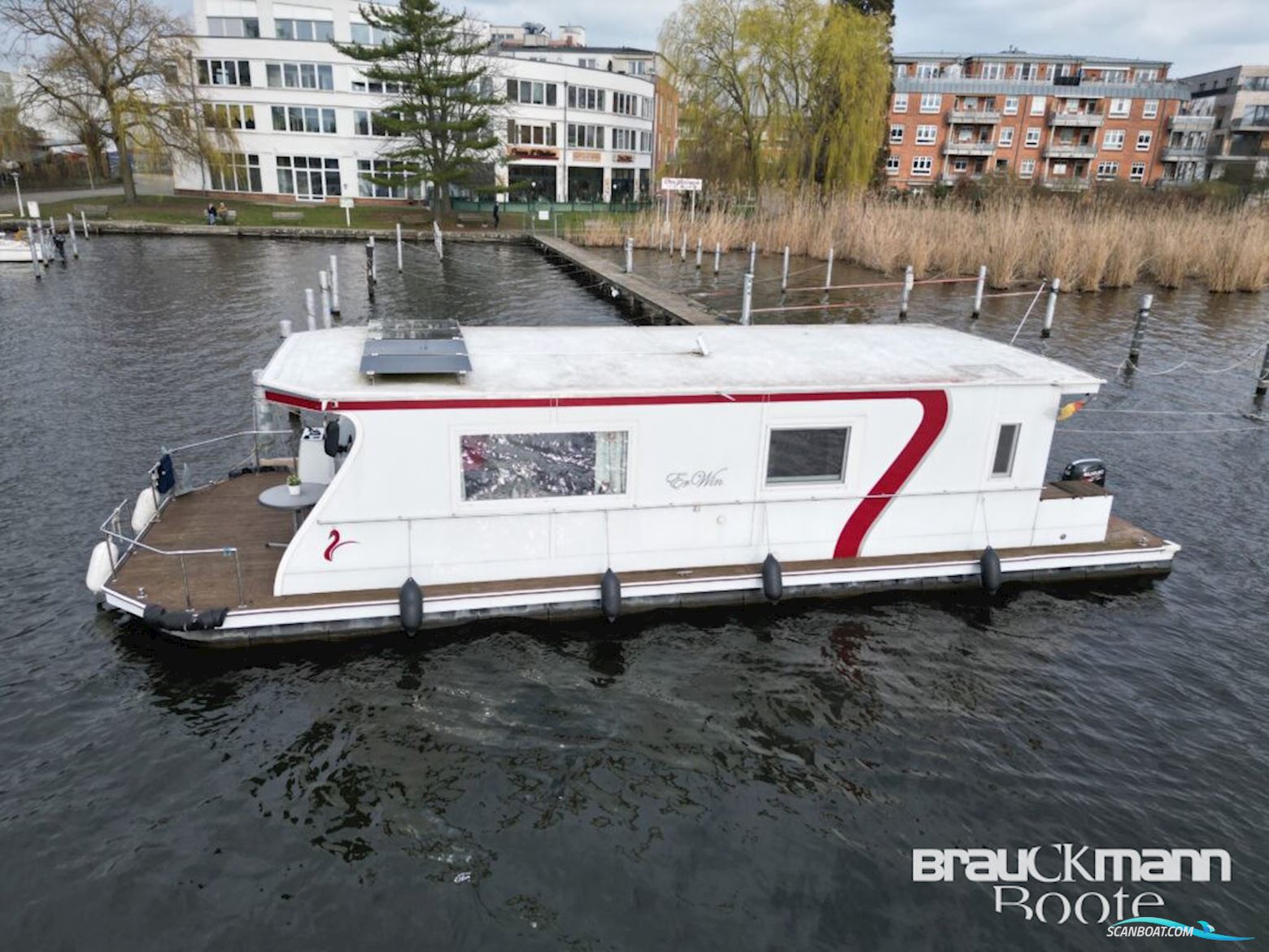 Waterhus Classic Live a board / River boat 2014, with Suzuki engine, Germany